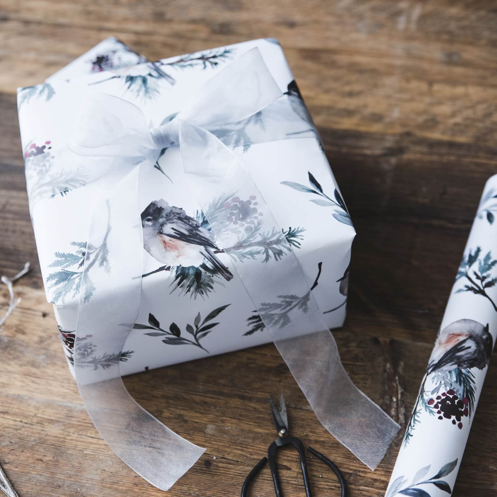 Watercolour Robin Christmas Gift Wrap - I am Nat Ltd - Gift Wrap